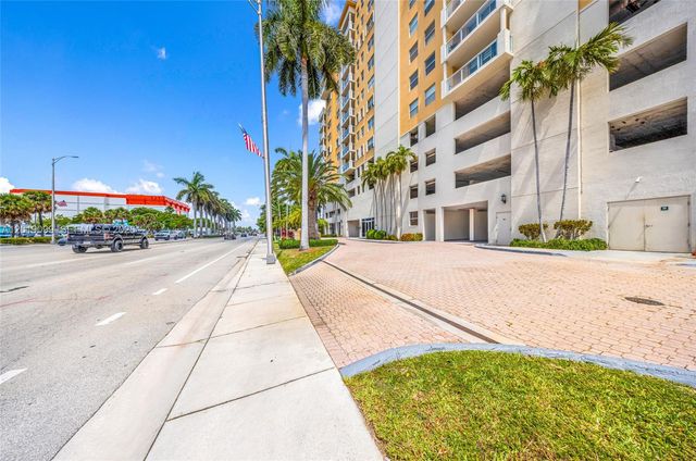 1625 Kennedy Cswy 1004D, North Bay Village, FL 33141