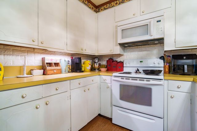 128 N Turner Dr, Sparta, TN 38583