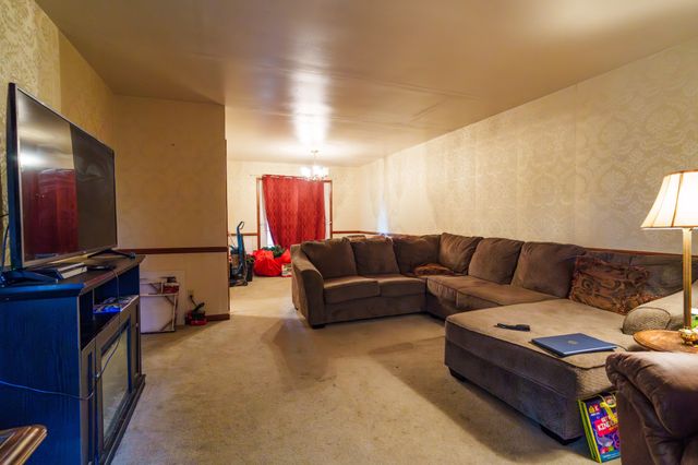 128 N Turner Dr, Sparta, TN 38583