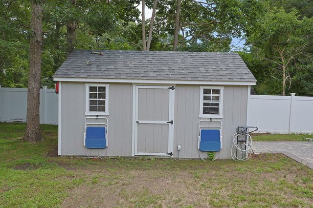 29 Race Lane, Sandwich, MA 02563