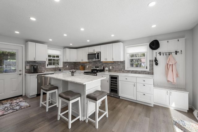 29 Race Lane, Sandwich, MA 02563