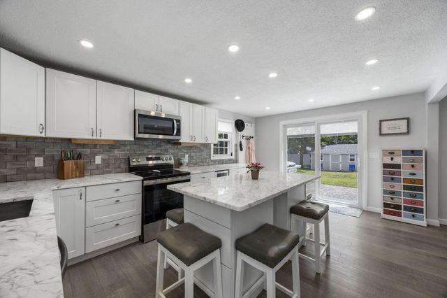29 Race Lane, Sandwich, MA 02563