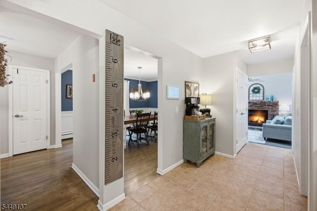 2 Powhatatan Way, Mount Olive Twp., NJ 07840