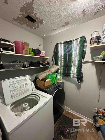 100 Hickory Court, Daphne, AL 36526