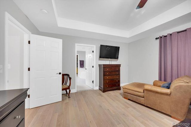 54424 Maple Creek Court, Shelby Twp, MI 48316