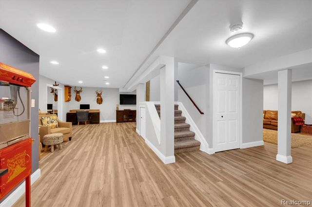 54424 Maple Creek Court, Shelby Twp, MI 48316