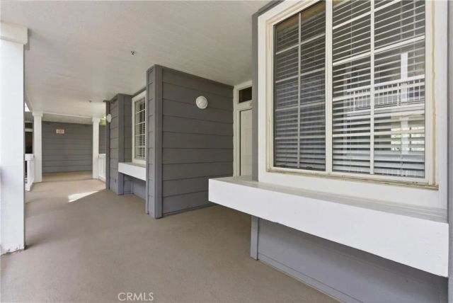 20301 Bluffside D-201, Huntington Beach, CA 92646