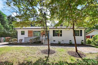 2038 Sandhurst Drive, Charlotte, NC 28205