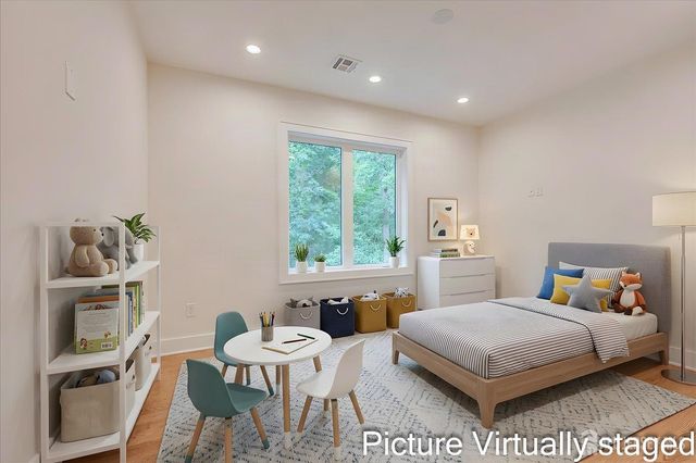 67 Falcon Road, Livingston, NJ 07039