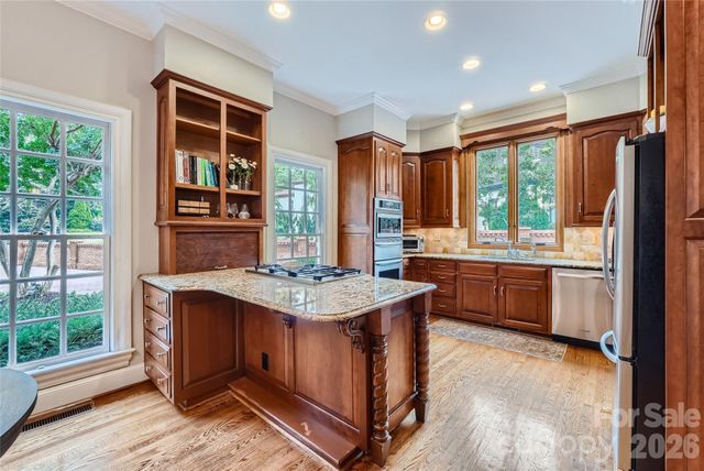 2560 Morrocroft Lane, Charlotte, NC 28211