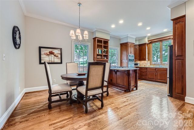 2560 Morrocroft Lane, Charlotte, NC 28211