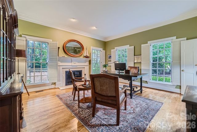 2560 Morrocroft Lane, Charlotte, NC 28211