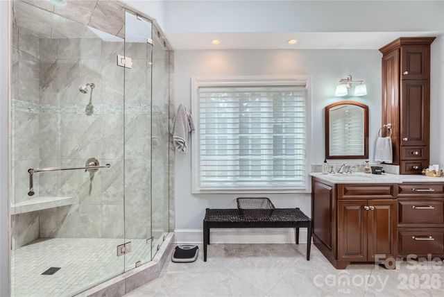 2560 Morrocroft Lane, Charlotte, NC 28211