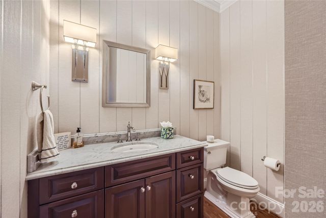 2560 Morrocroft Lane, Charlotte, NC 28211