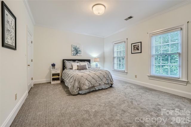 2560 Morrocroft Lane, Charlotte, NC 28211