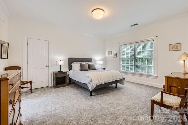 2560 Morrocroft Lane, Charlotte, NC 28211