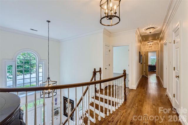 2560 Morrocroft Lane, Charlotte, NC 28211