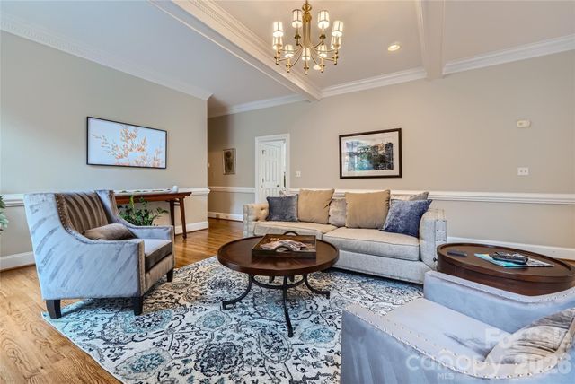 2560 Morrocroft Lane, Charlotte, NC 28211