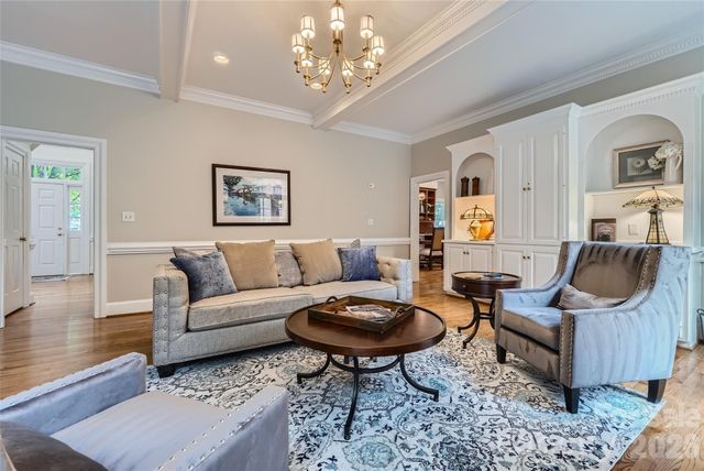 2560 Morrocroft Lane, Charlotte, NC 28211