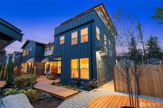 5033 25th Avenue SW #A, Seattle, WA 98106