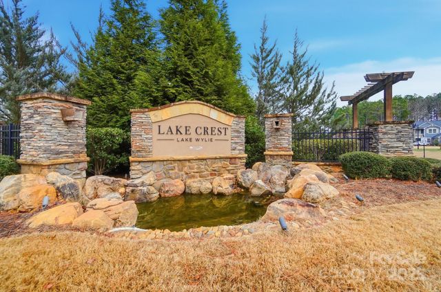 432 Sandbar Point, Lake Wylie, SC 29710