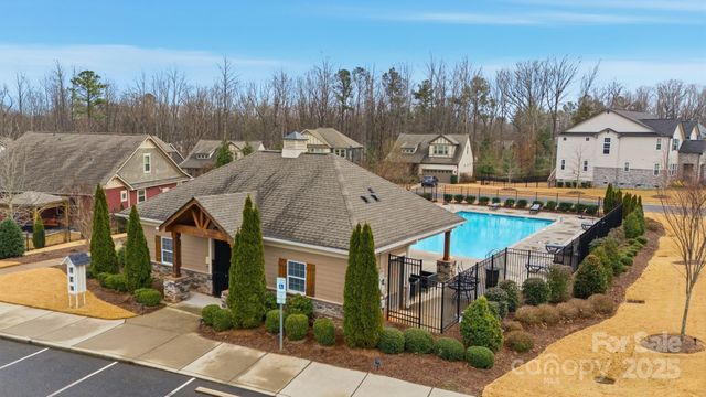 432 Sandbar Point, Lake Wylie, SC 29710