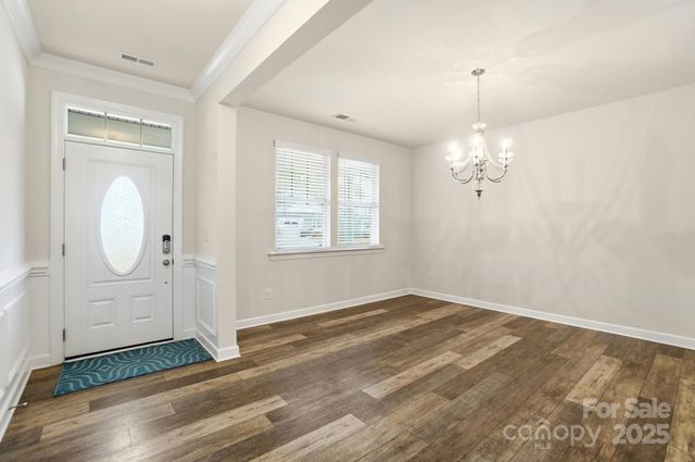 432 Sandbar Point, Lake Wylie, SC 29710