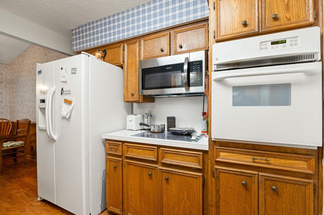 301 Dove Creek DR, Round Rock, TX 78664