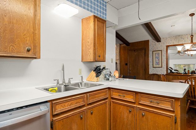 301 Dove Creek DR, Round Rock, TX 78664