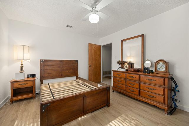 301 Dove Creek DR, Round Rock, TX 78664