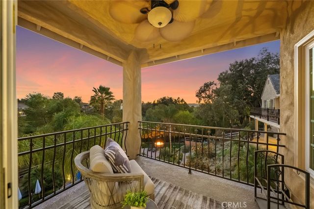 40900 Via Los Altos, Temecula, CA 92591