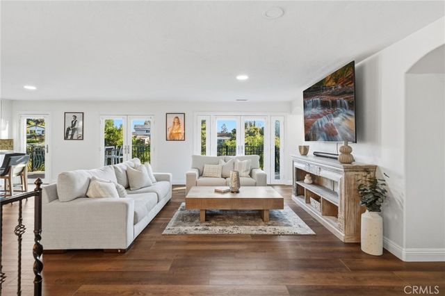 40900 Via Los Altos, Temecula, CA 92591