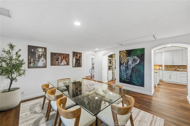 40900 Via Los Altos, Temecula, CA 92591