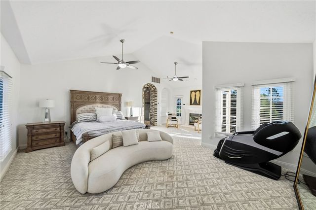 40900 Via Los Altos, Temecula, CA 92591