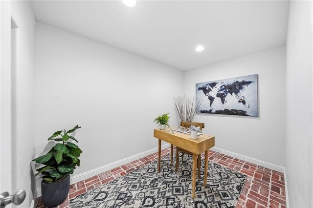40900 Via Los Altos, Temecula, CA 92591