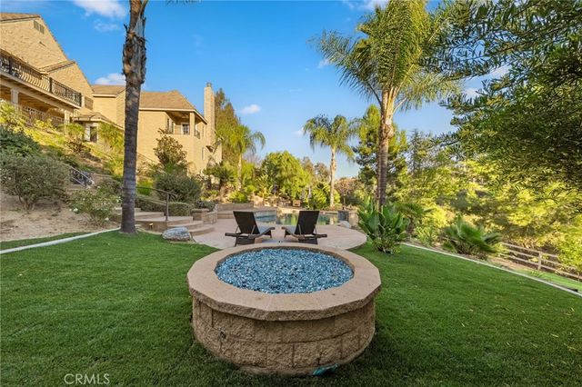 40900 Via Los Altos, Temecula, CA 92591