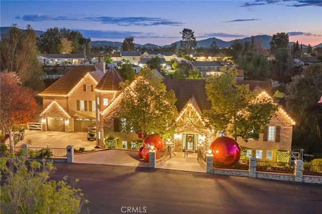 40900 Via Los Altos, Temecula, CA 92591