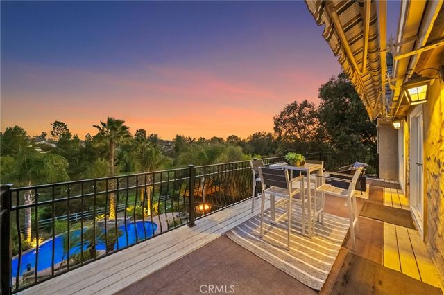 40900 Via Los Altos, Temecula, CA 92591
