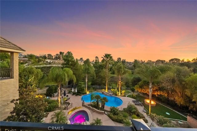 40900 Via Los Altos, Temecula, CA 92591