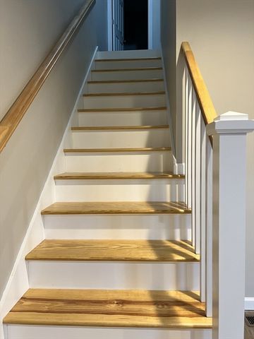 121-123 Putnam Cir 121, Springfield, MA 01104