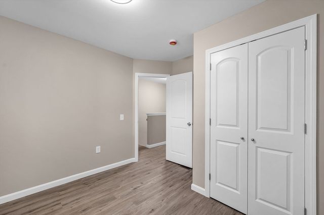 121-123 Putnam Cir 121, Springfield, MA 01104