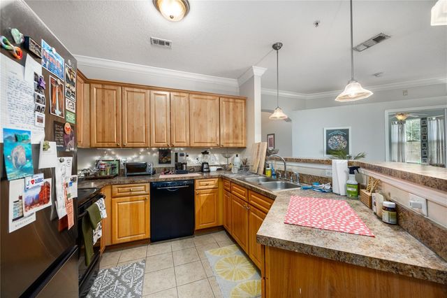 1245 SW 9TH ROAD 202, Gainesville, FL 32601