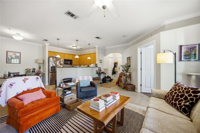 1245 SW 9TH ROAD 202, Gainesville, FL 32601