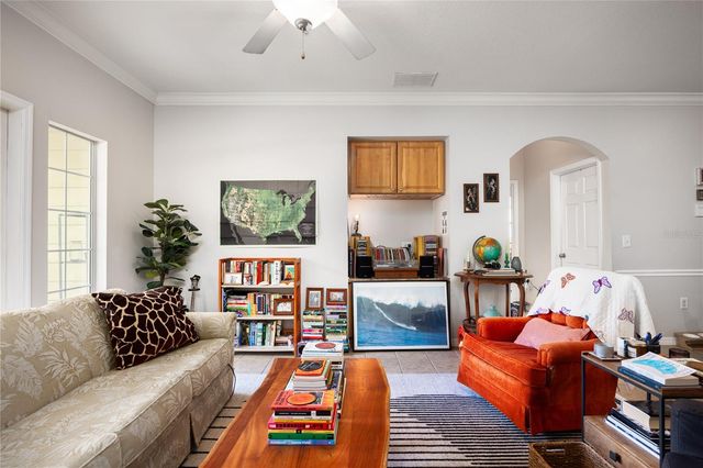 1245 SW 9TH ROAD 202, Gainesville, FL 32601