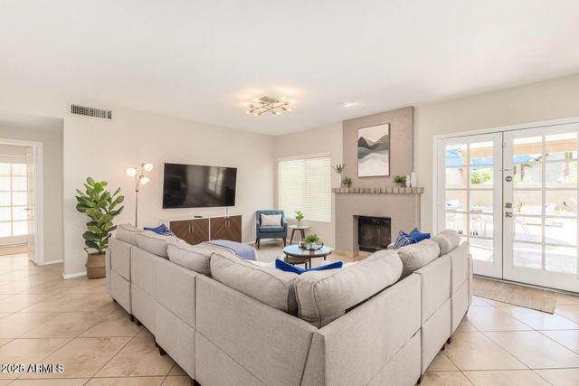 5259 E PARADISE Lane, Scottsdale, AZ 85254