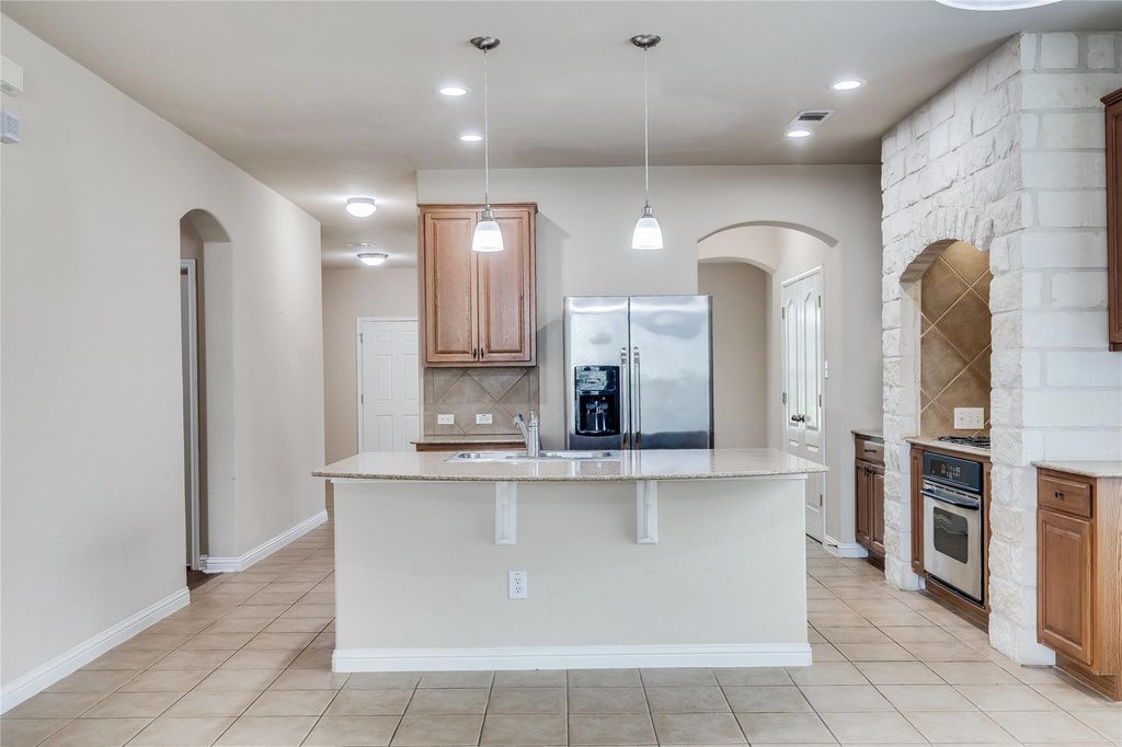 203 Arrowhead TRL, Cedar Park, TX 78613