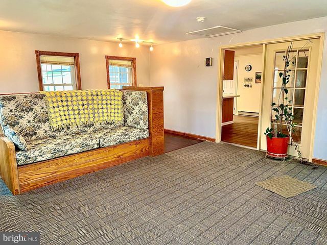 408 CAROLLE ST, Greencastle, PA 17225