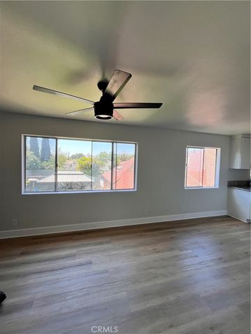 600 N Rose Avenue B, Compton, CA 90221