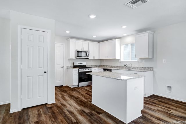 7359 YUCCA PLACE, San Antonio, TX 78253
