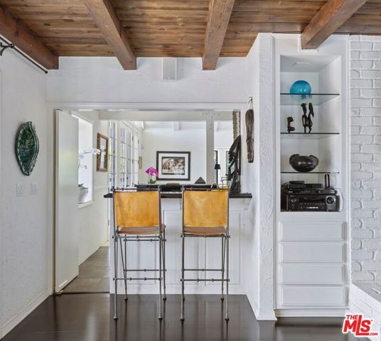 19540 Wells Drive, Los Angeles, CA 91356